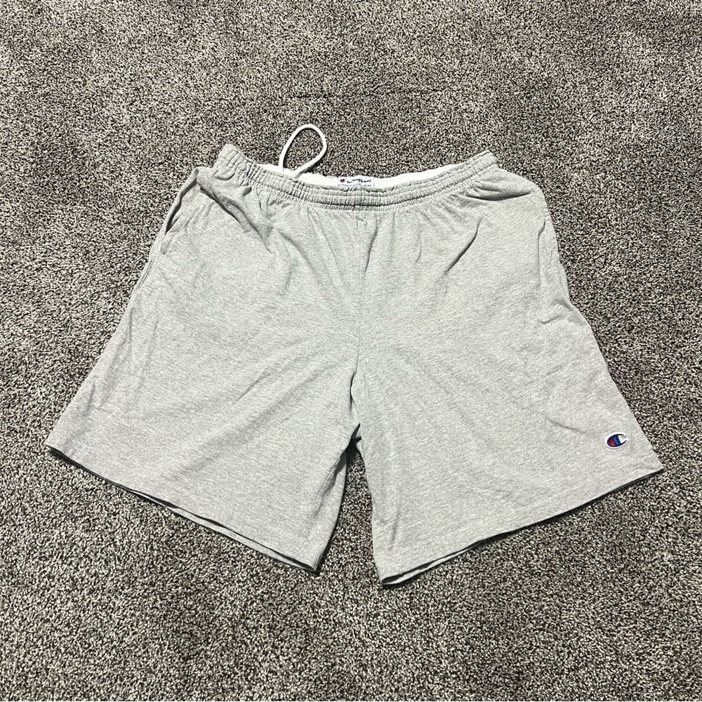 Champion Shorts Men’s Large Cotton Drawstring Gray Shorts